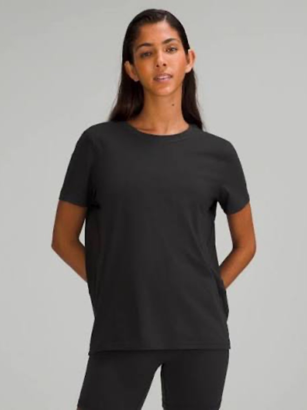 Lululemon Back in Action Short Sleeve in Black